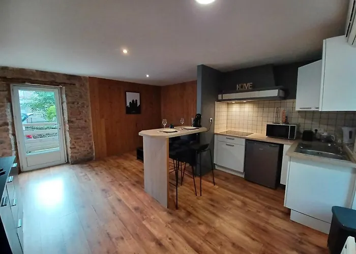 T2 Centre * Ροντέζ